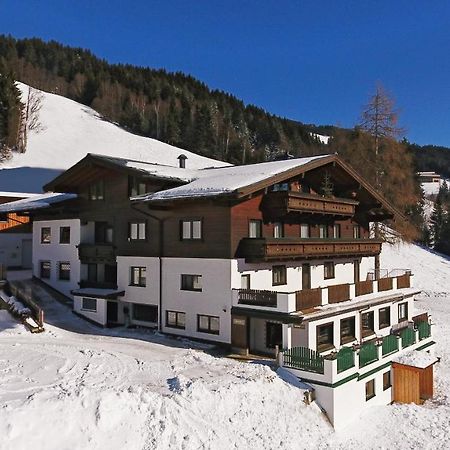 Gaestehaus Standardhaus Saalbach-Hinterglemm Exterior foto